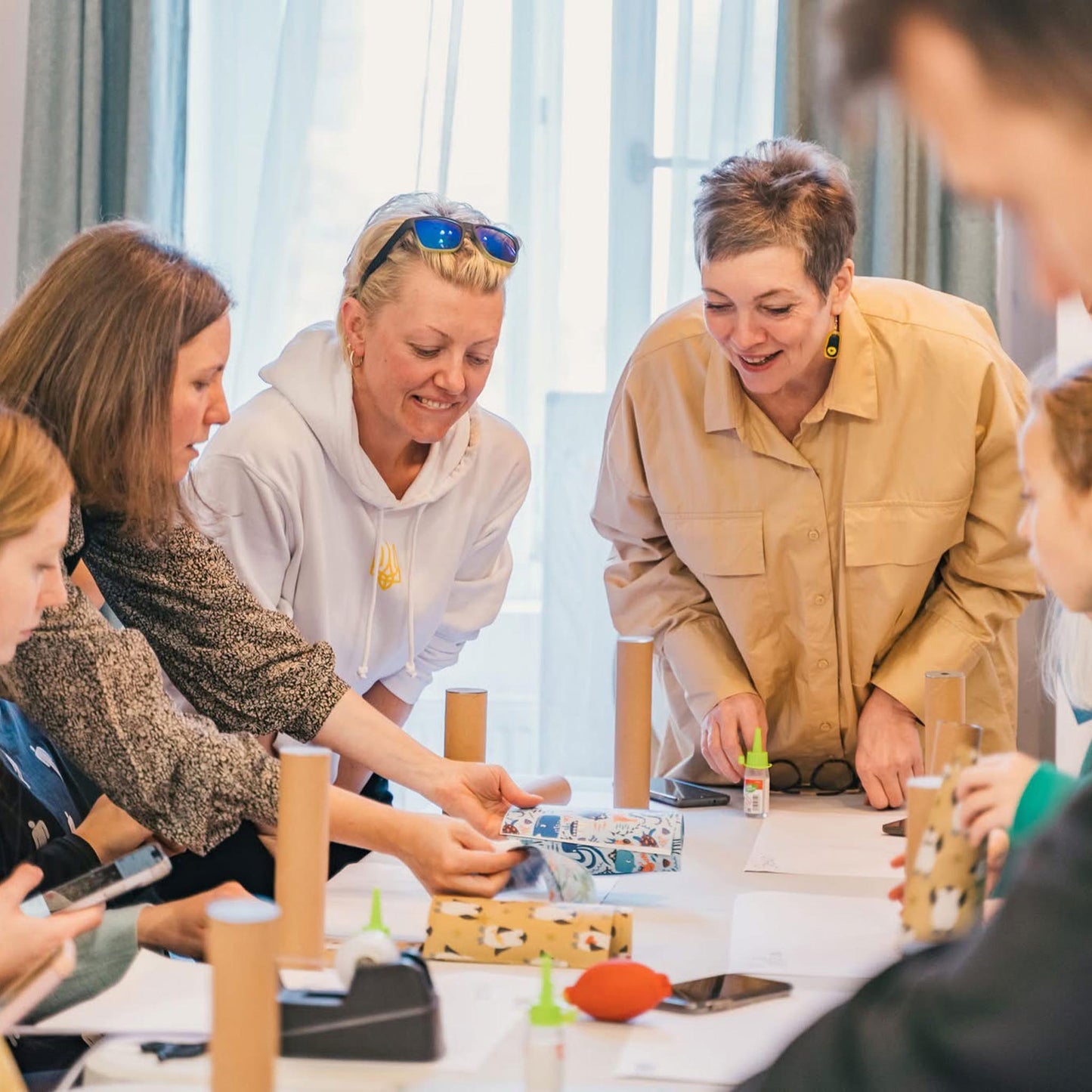 Creează-ţi Propriul Caleidoscop! Atelier creativ pentru toate vârstele.