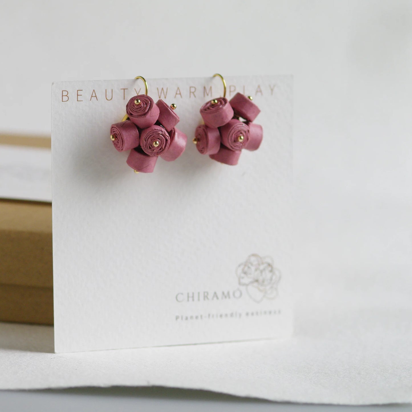 Cercei Statement Floare. Colecţia Pink Power
