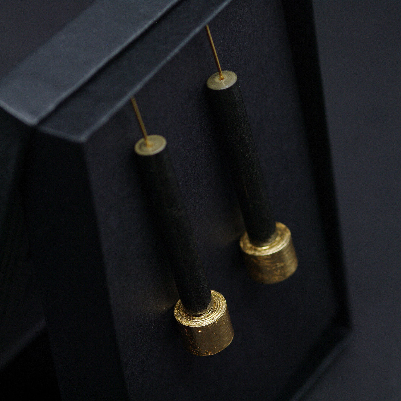 Long Black and Golden Paper Tube Earrings Back to Black Collection Jewelry Box Chiramo Paper Jewelry 5