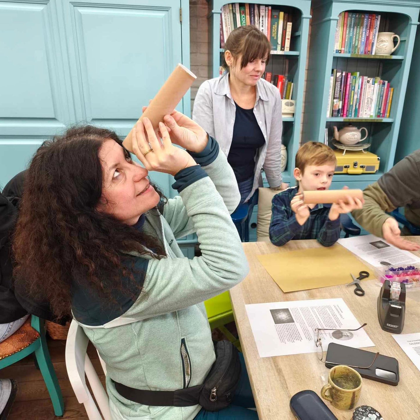 Atelier de confectionat caleidoscoape - caleidoscopilaria la vertical roots 2