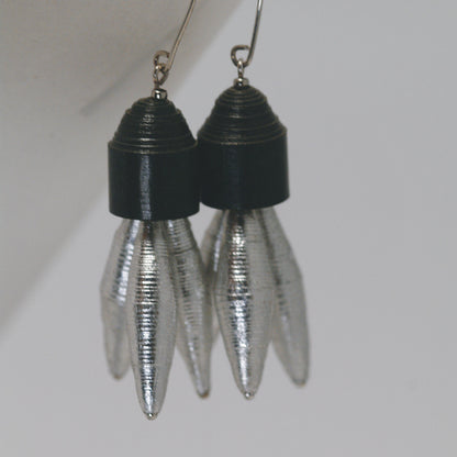 Tripod Noir Re:Form Earrings