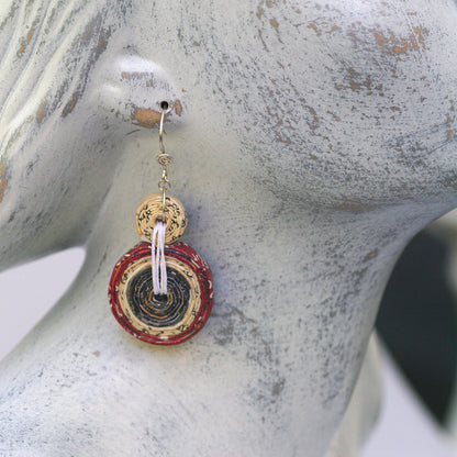 Cercei Atârnători Rotunzi din Reviste Upcycled