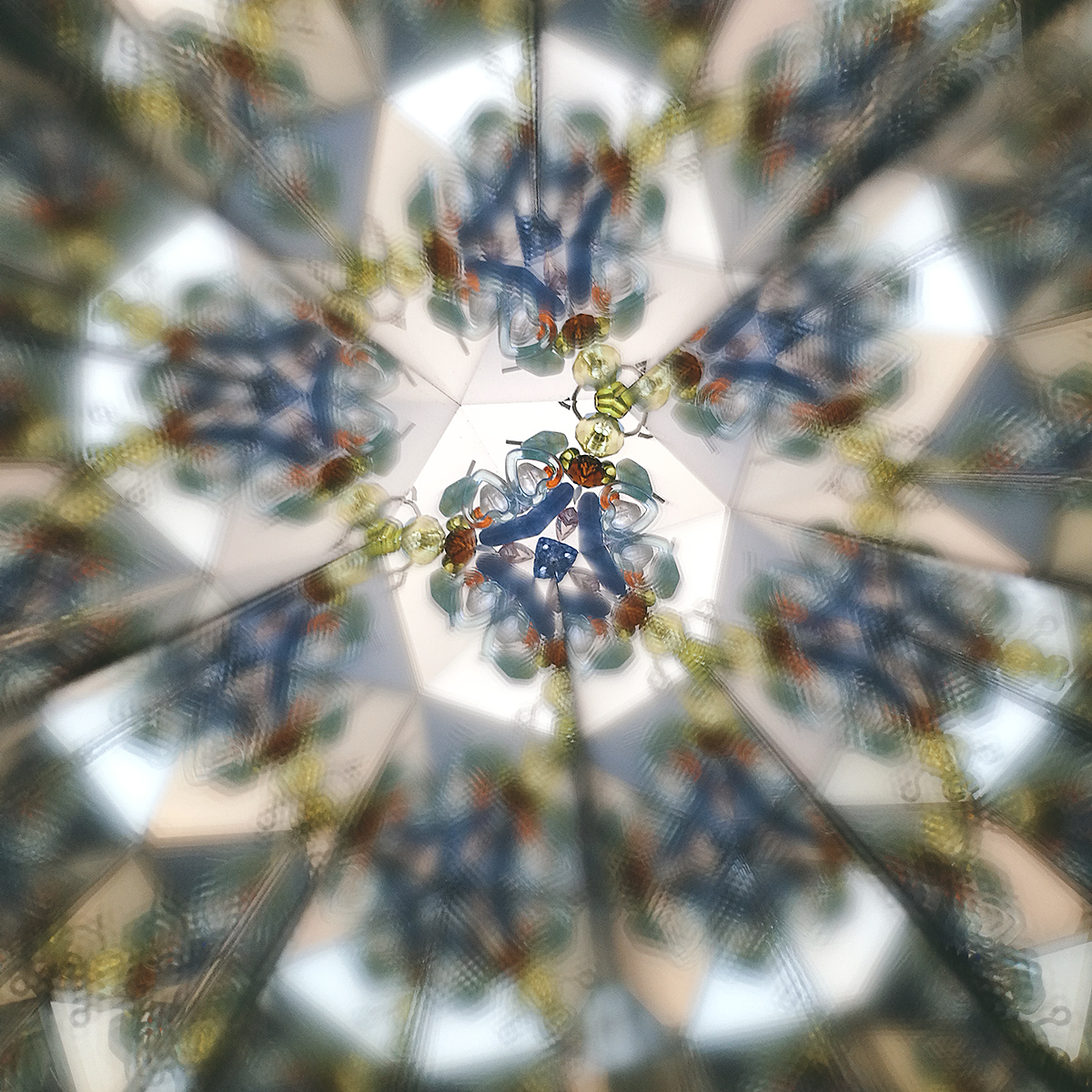 Caleidoscop Art Elf Iarmaroc /  Elf Iarmaroc Art Kaleidoscope