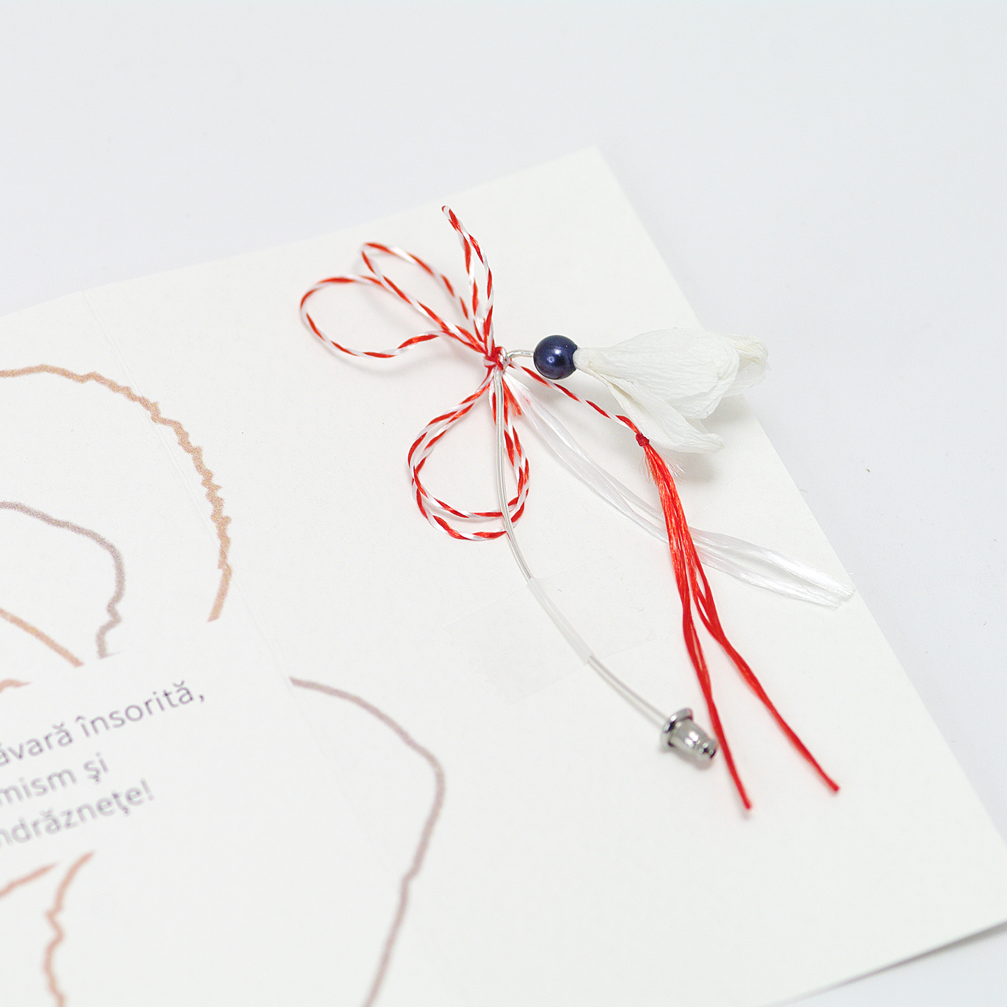 Martisor handmade ghiocel ac brosa argintiu 